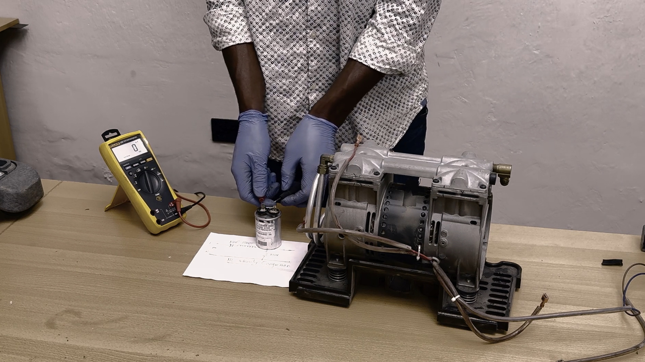 Pumani CPAP - Checking the flowmeters
